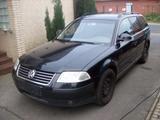 Volkswagen Passat KOMBI 1.6i EURO4 TÜVAU 3/2026 KLIMA 2005 - Volkswagen Passat aus 2004: Kombi