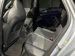 AUDI RS6 4.0 TFSI*PANO*B&O*HEADUP*AHK*STANDHEIZUNG*