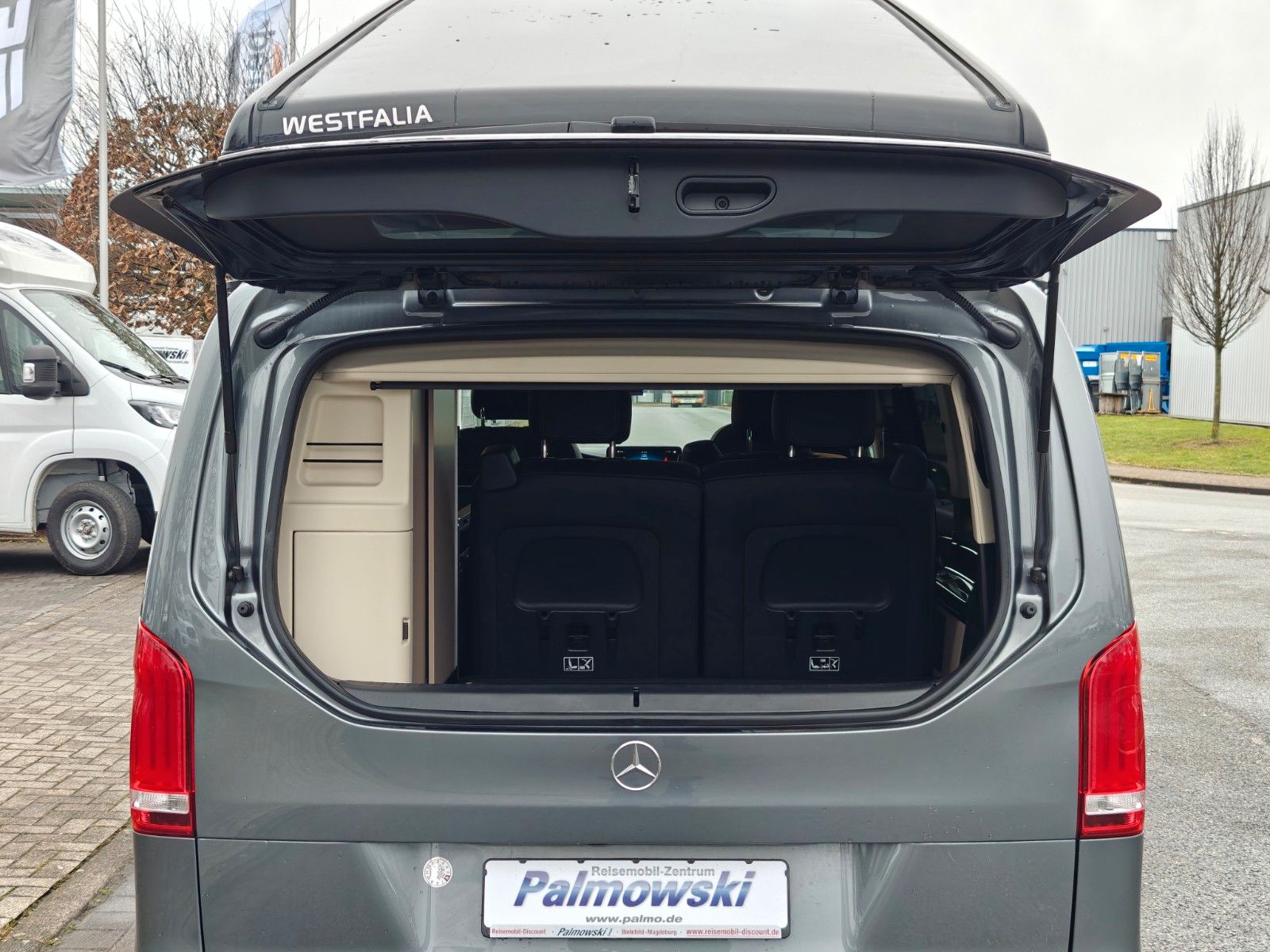 Fahrzeugabbildung Mercedes-Benz Marco Polo 250 "Edition" AMG-Line - Leder- Autom