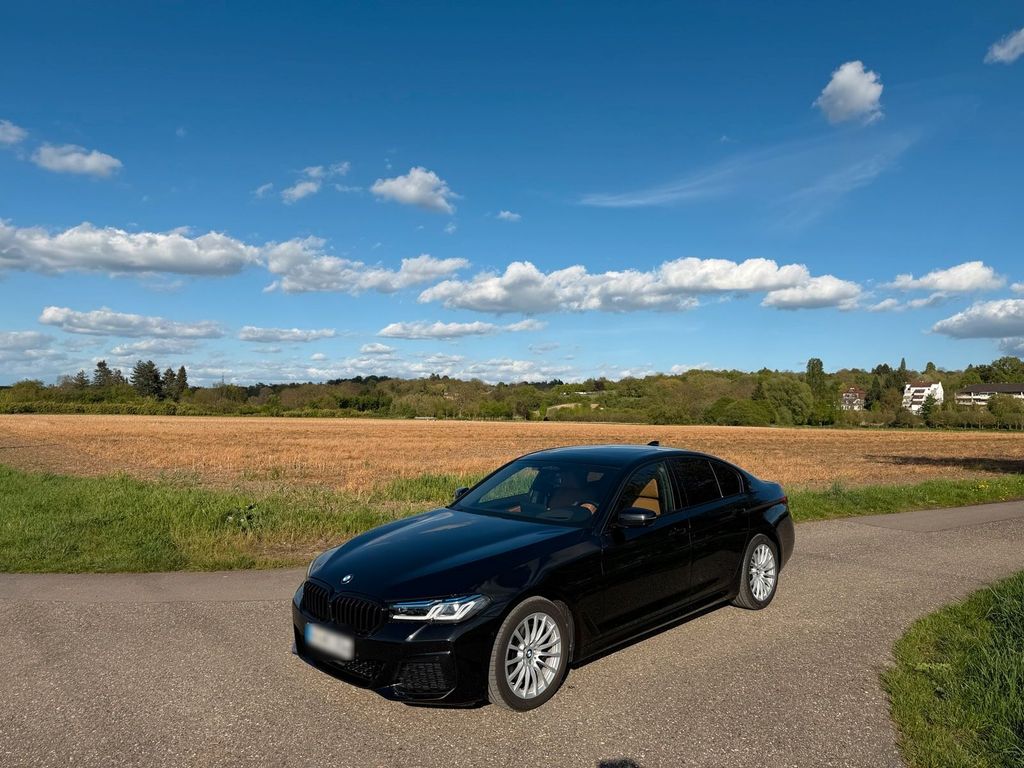 Image of BMW 540