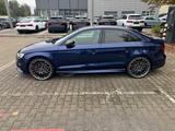 Audi S3 2.0 TFSI S tronic quattro - - Audi S3: Blau