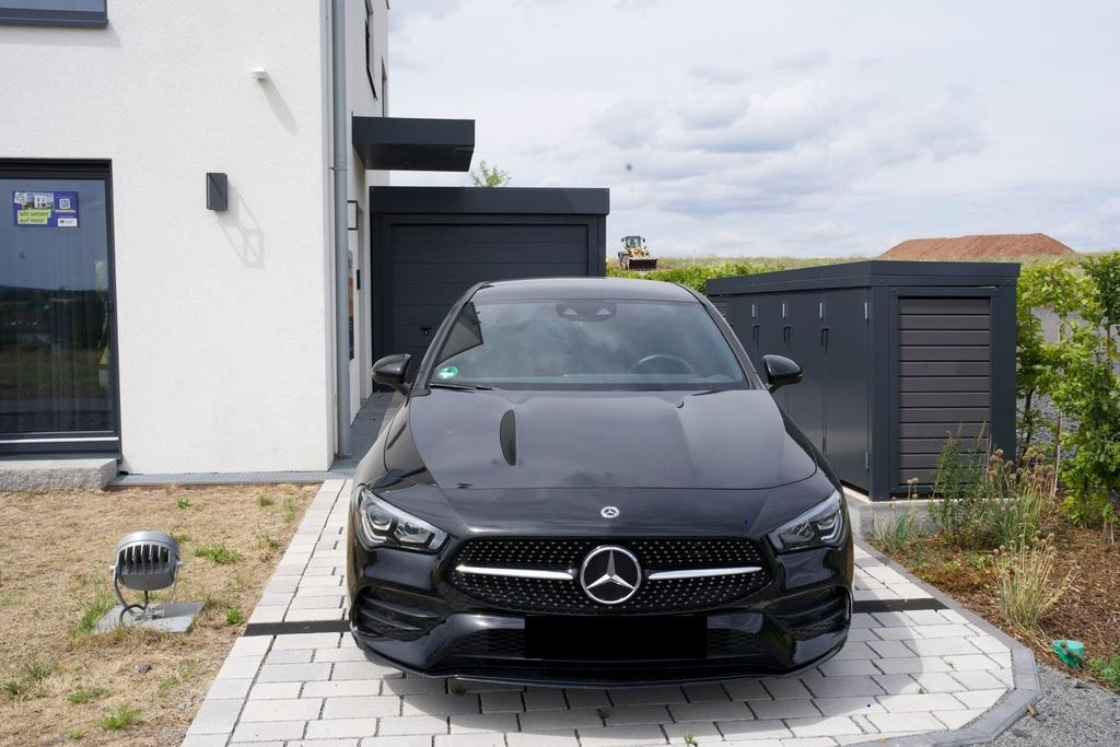 Mercedes-Benz CLA 200