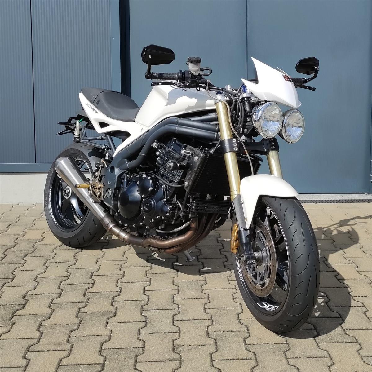 Triumph Speed Triple 1050 kurzes Heck uvm.