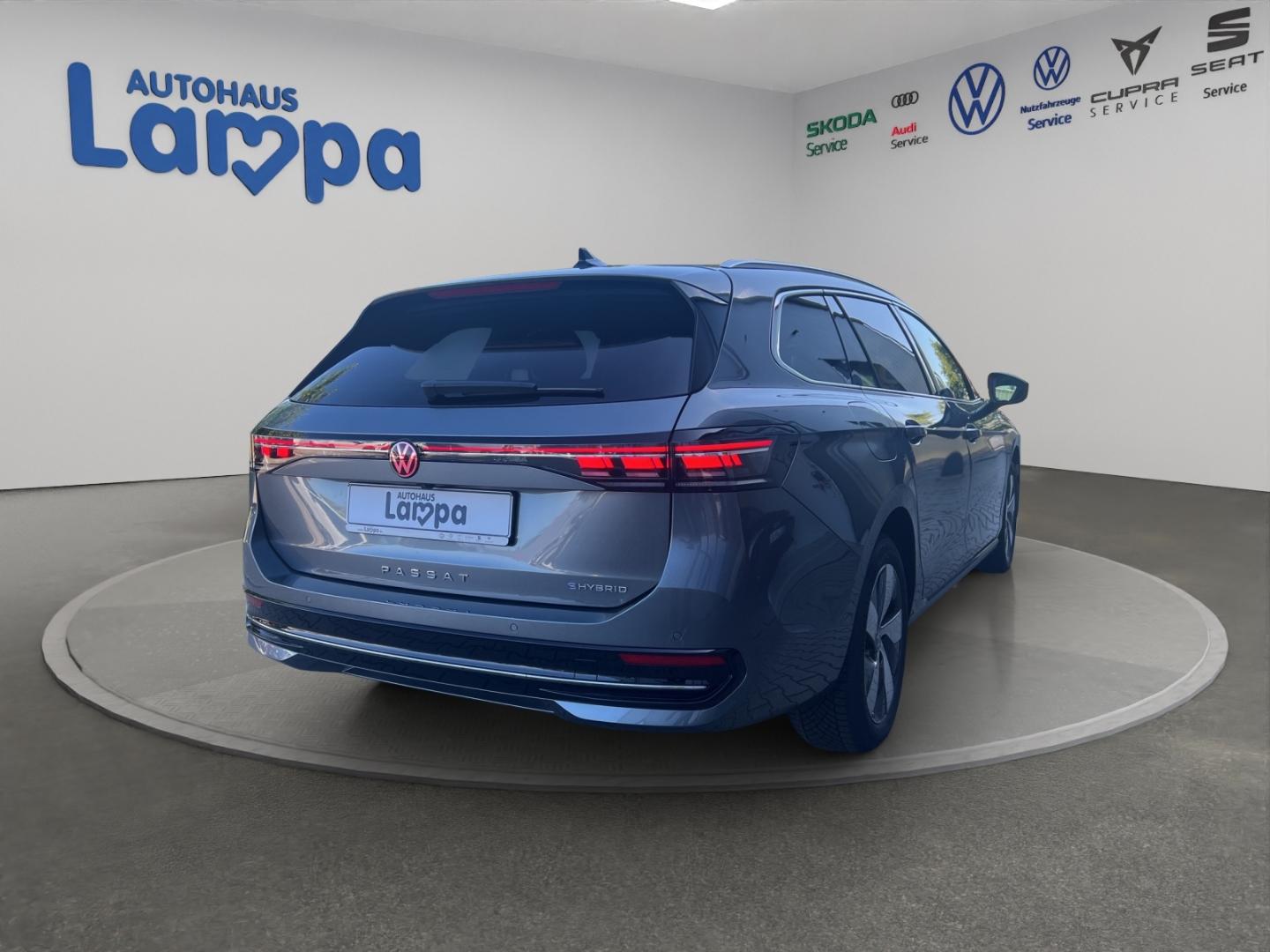Volkswagen Passat Elegance 1.5 eHybrid AHK, IQ.Light, ACC, 