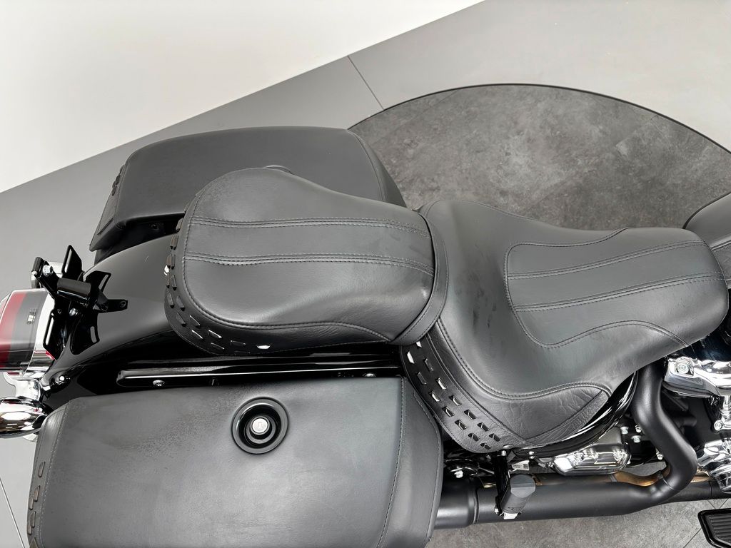 Fahrzeugabbildung Harley-Davidson SOFTAIL HERITAGE CLASSIC *KAUM KILOMETER