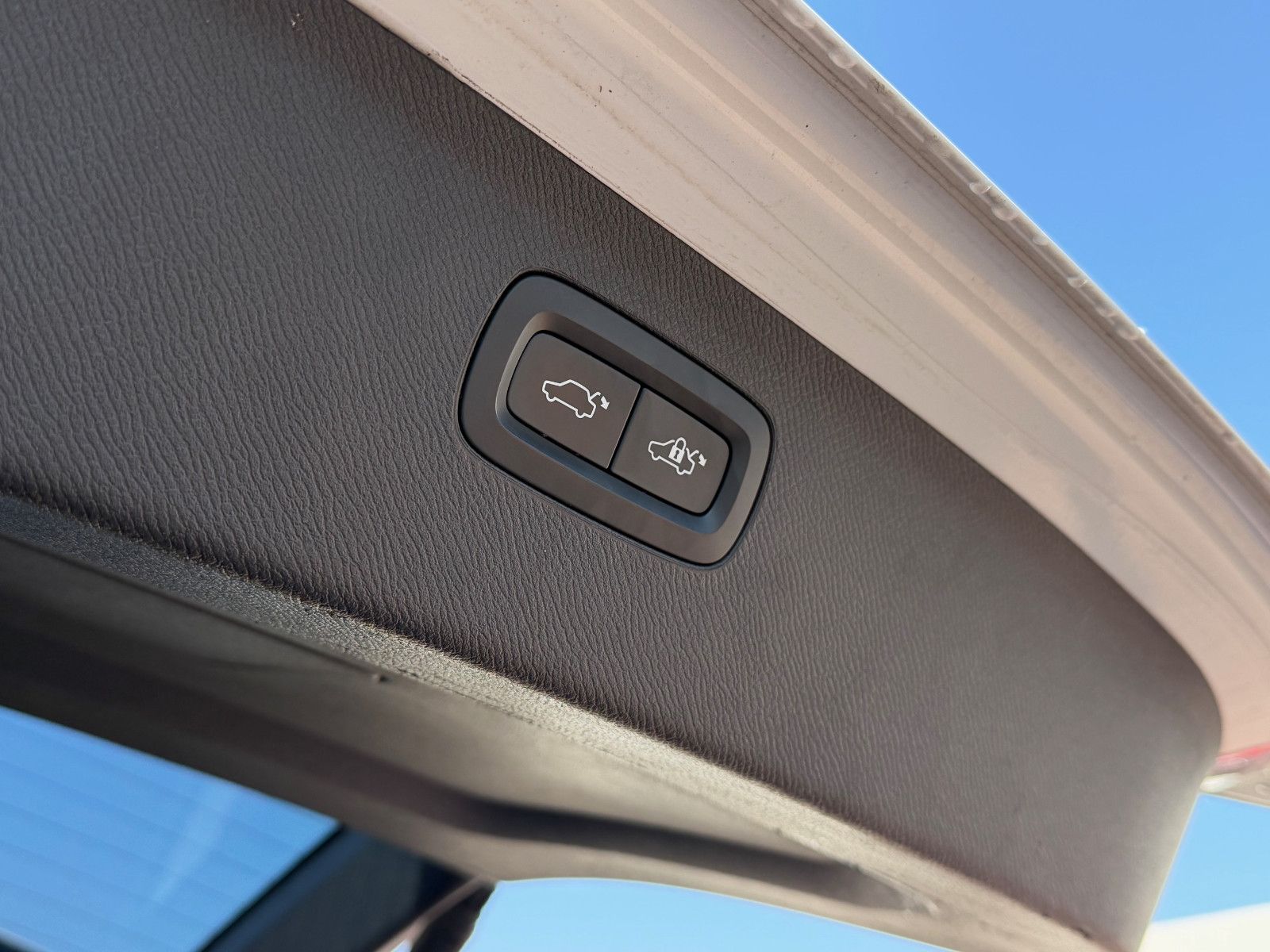 Fahrzeugabbildung Volvo XC90 Inscription AWD*RFK*7Si*MIETKAUF ohne Bank