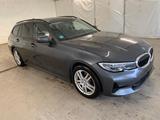 BMW 320 d Touring Advantage|Laser|CockpProf|ACC|Kam - gebrauchte BMW 320 aus dem Jahr 2022