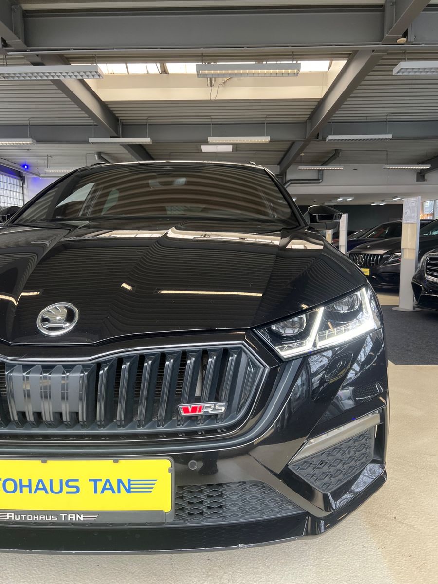 Fahrzeugabbildung SKODA Octavia Combi RS *HEAD*ACC*KAMERA*LED*VIRTUAL*