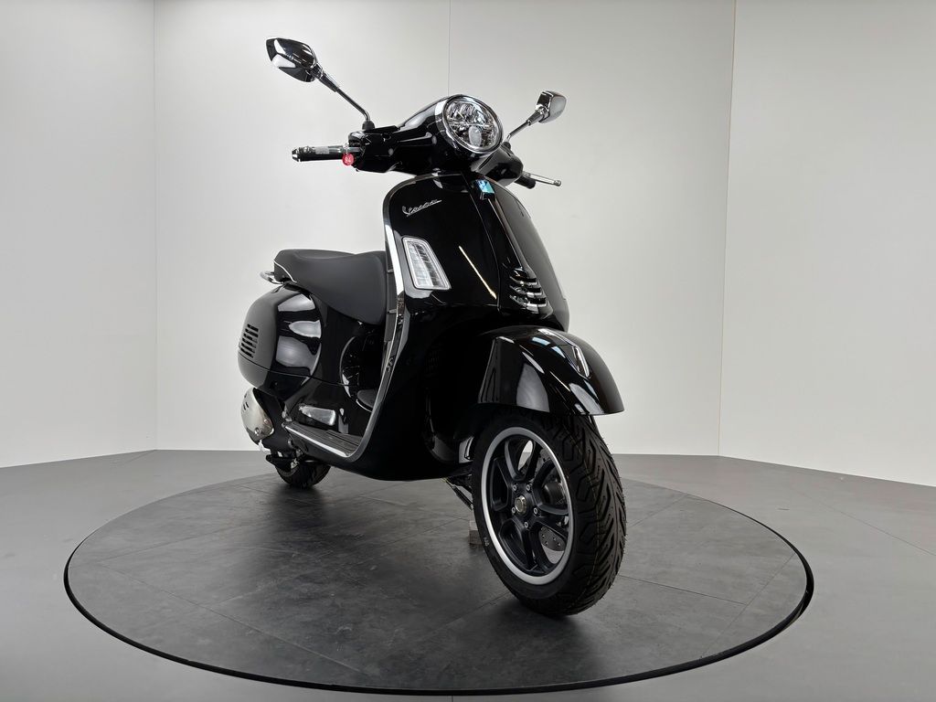 Fahrzeugabbildung Vespa GTS 310 FL SUPER *NEUFAHRZEUG + GARANTIE*