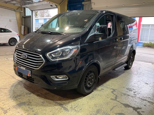 Ford TOURNEO CUSTOM TITANIUM X LEDER NAVI XENON 8SITZ