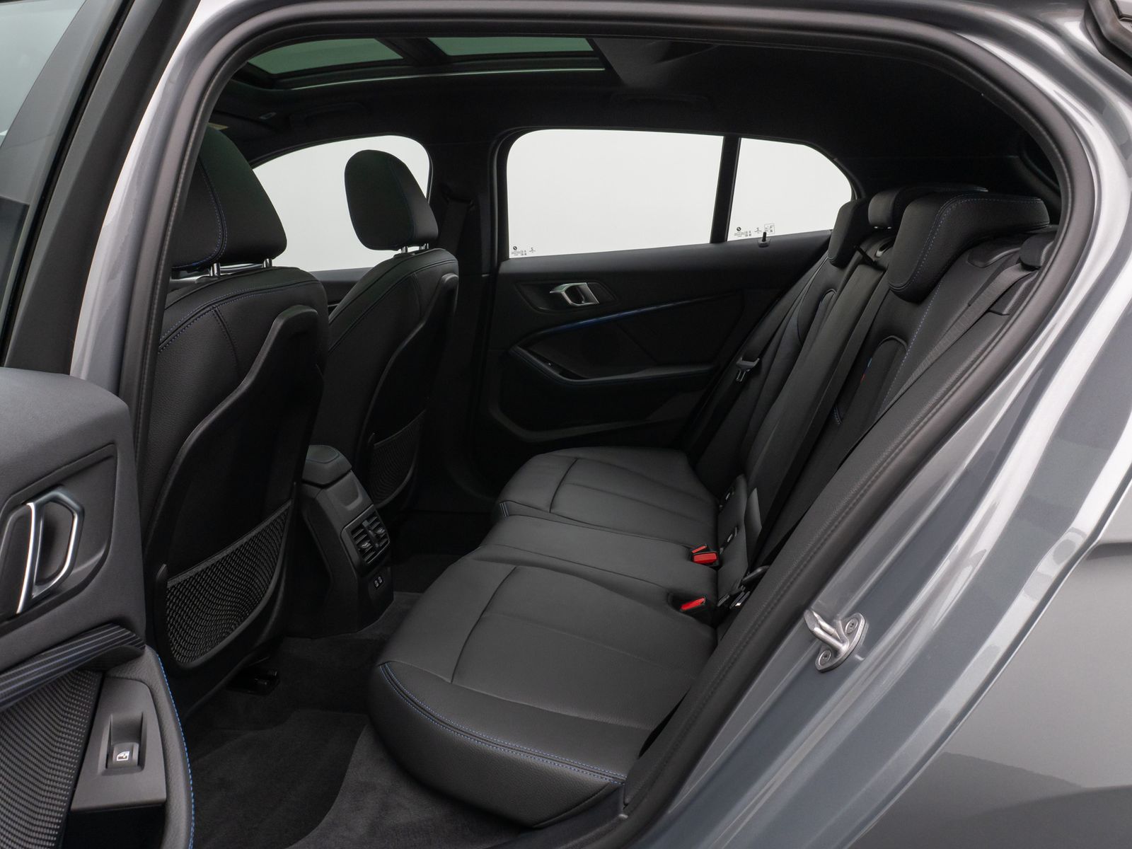 Fahrzeugabbildung BMW 118i M Sport DAB Panorama HiFi Adapt.LED Leder