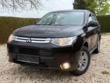 Mitsubishi Outlander 2WD TÜV NEU-SHZ-KAMERA-TOP