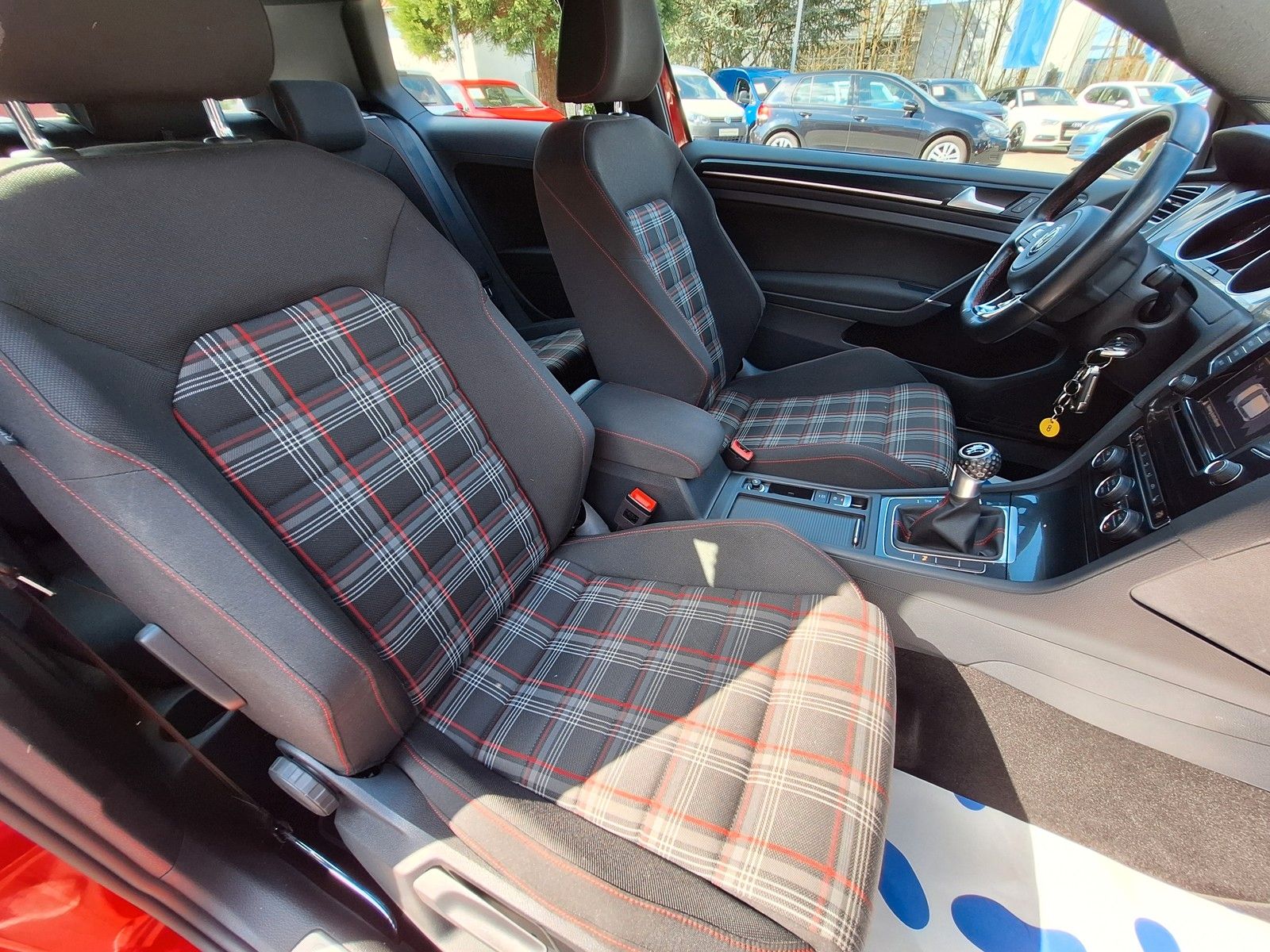 Volkswagen Golf GTI Performance 2.0 TSI Xenon Media Winterp foto 9