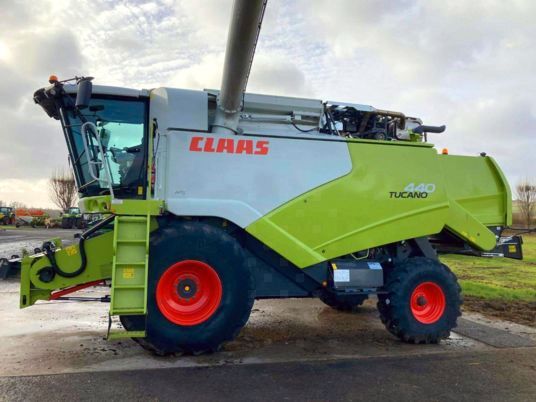 Claas Tucano 440 Getreidemaschine