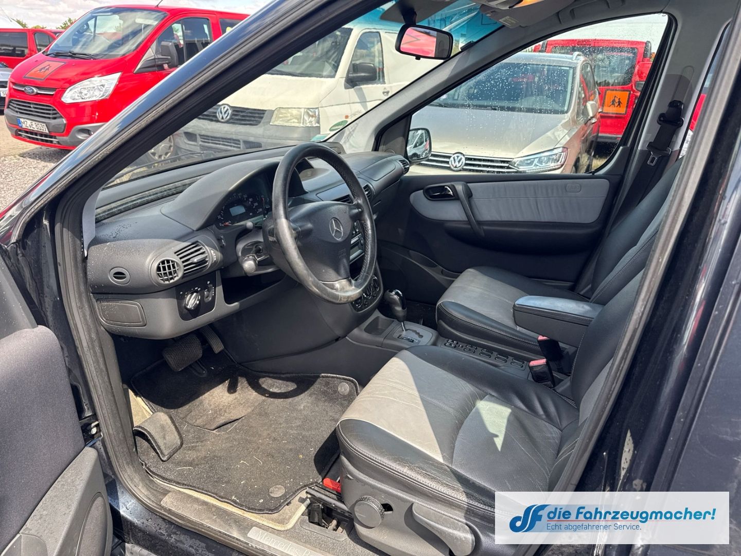 Fahrzeugabbildung Mercedes-Benz Vaneo Compact Van El. Panodach Leder *EXPORT