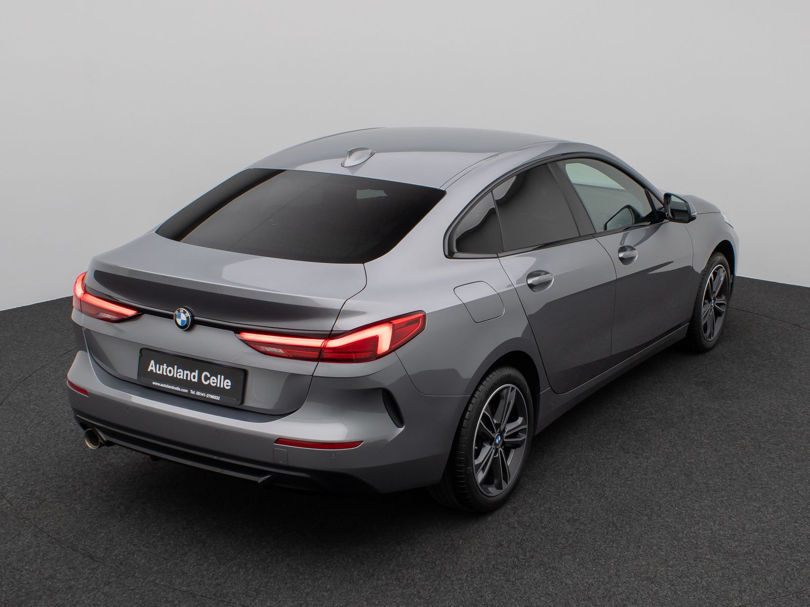 Fahrzeugabbildung BMW 218i Gran Coupé SportLine DAB PDC DrivAssist LED