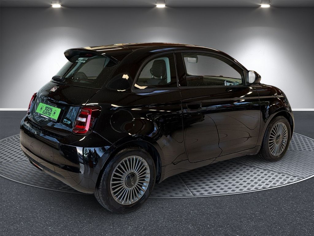 Fiat 500 Icon-100 % Elektro – Bild 4 von 15