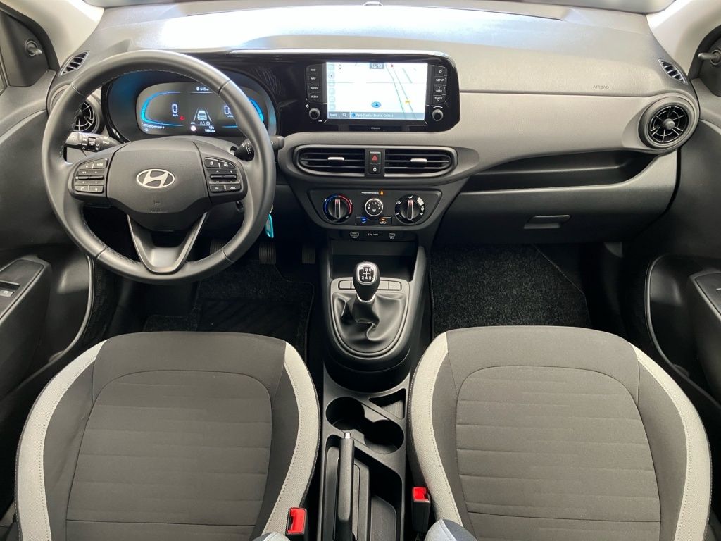 Fahrzeugabbildung Hyundai i10 1.0 Select Facelift Fernlichtass. Kam. Navi