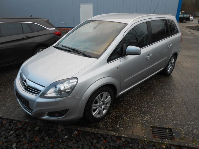 Opel Zafira B Family Plus