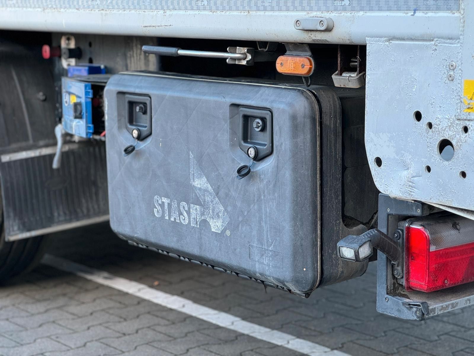 Fahrzeugabbildung Stas S 300 ZX Schubboden Walkingfloor Auflieger