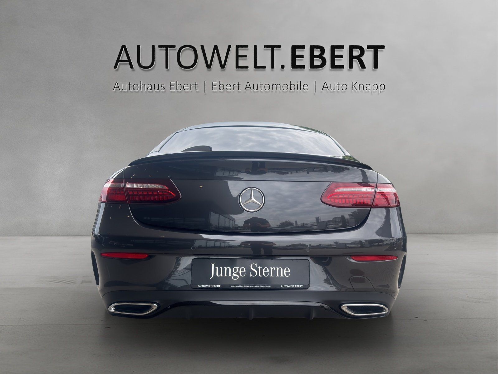 Fahrzeugabbildung Mercedes-Benz E 400 d 4M Cpé AMG Massage DISTRO Burm ABC KeyGo