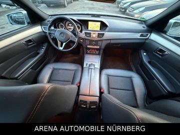 Mercedes E 220 - 11