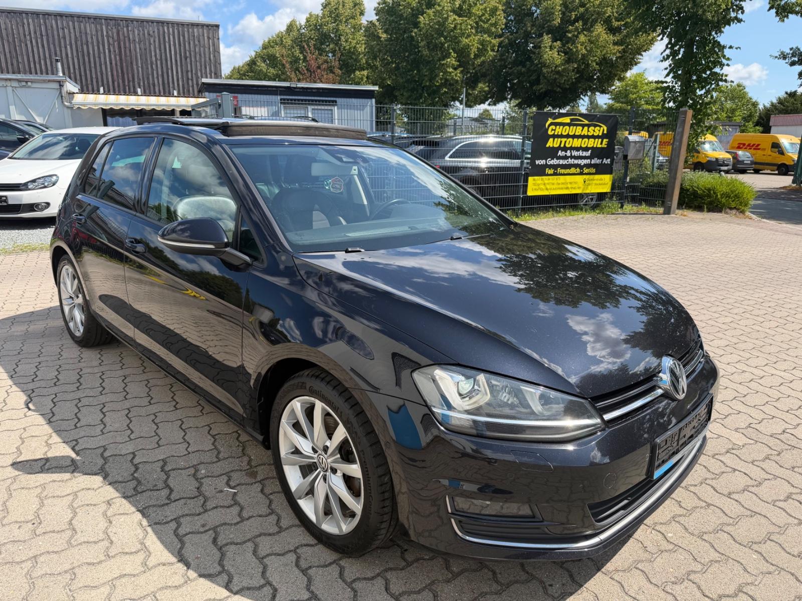 Volkswagen Golf VII Lim. Highline BMT Pano 1Hand Euro6