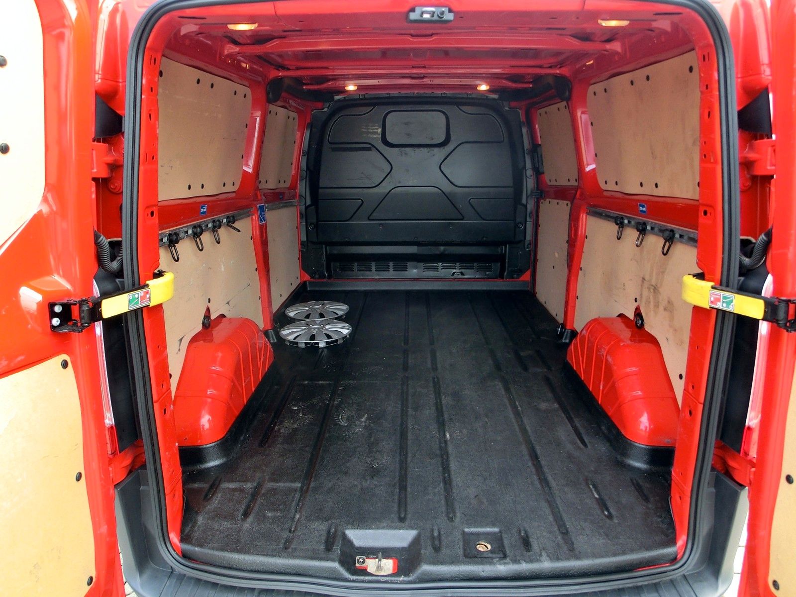 Fahrzeugabbildung Ford Transit Custom Kasten 310 L2 Trend