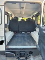 Land Rover Defender Edition 110 Td4 Station Wagon SE Ed... - Land Rover Defender: Edition