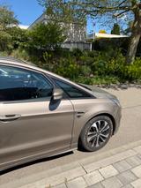 Ford S-Max, 7 Sitze, Anhängerkupplung, 177kW-ST-Line  - Ford: 17m