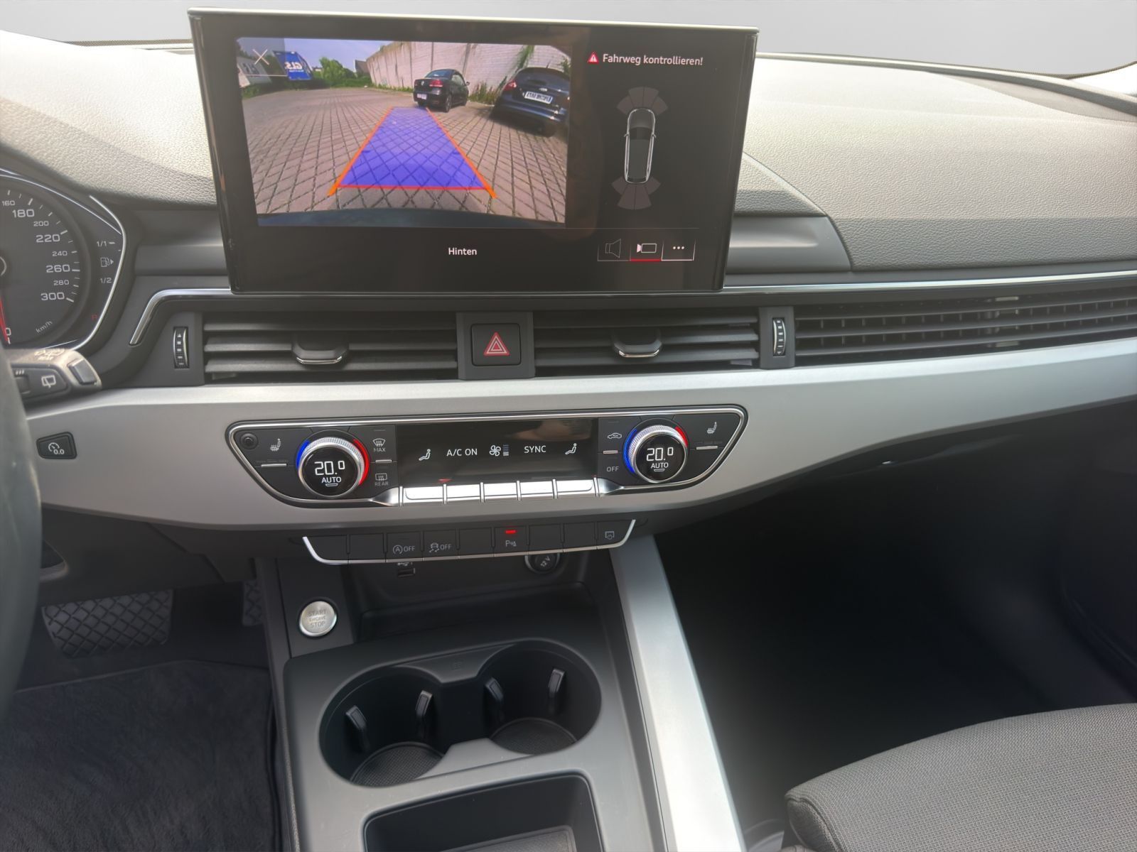 Audi A4 - Bild 15