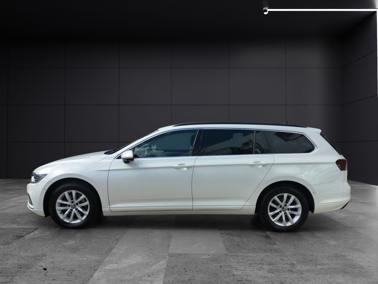 Fahrzeugabbildung Volkswagen Passat Variant TDI Business DSG Matrix AHK Navi