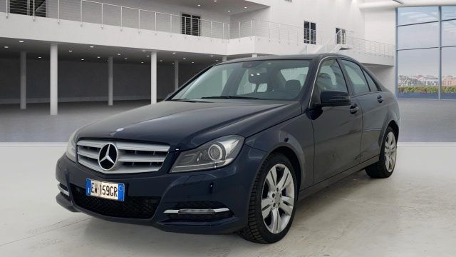 Mercedes-Benz MERCEDES-BENZ C 220 W204 2011 Berlina - cdi (be)