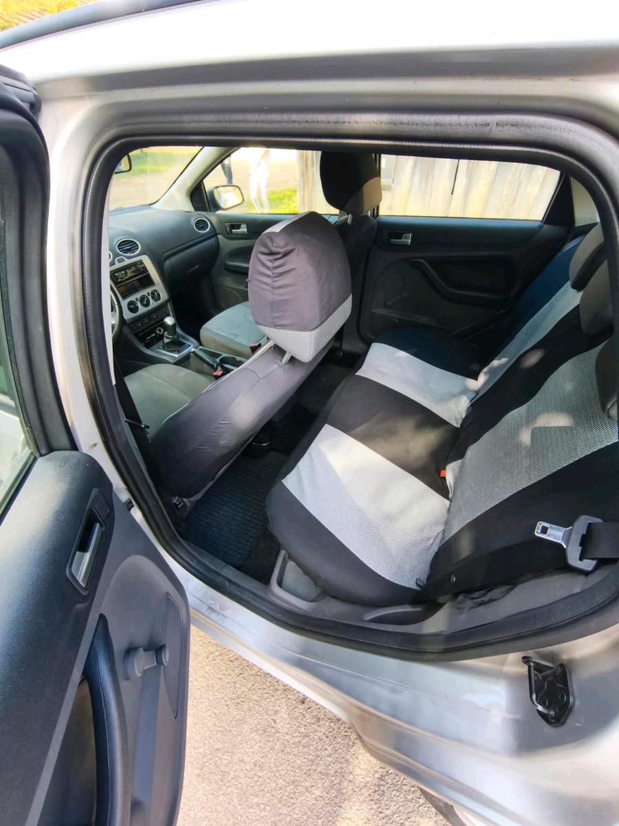 Ford Focus 2007 — photo 13