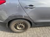 Hyundai ix35 1.7 CRDi FIFA World Cup ED. Silver 2WD,Navi - Hyundai ix35 mit Diesel-Antrieb: Geländewagen, 1.7