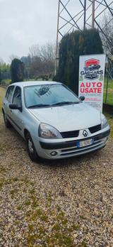 Renault Clio 1.2 Benzina NEOPATENTATI - Renault Clio aus 2004: 1.2