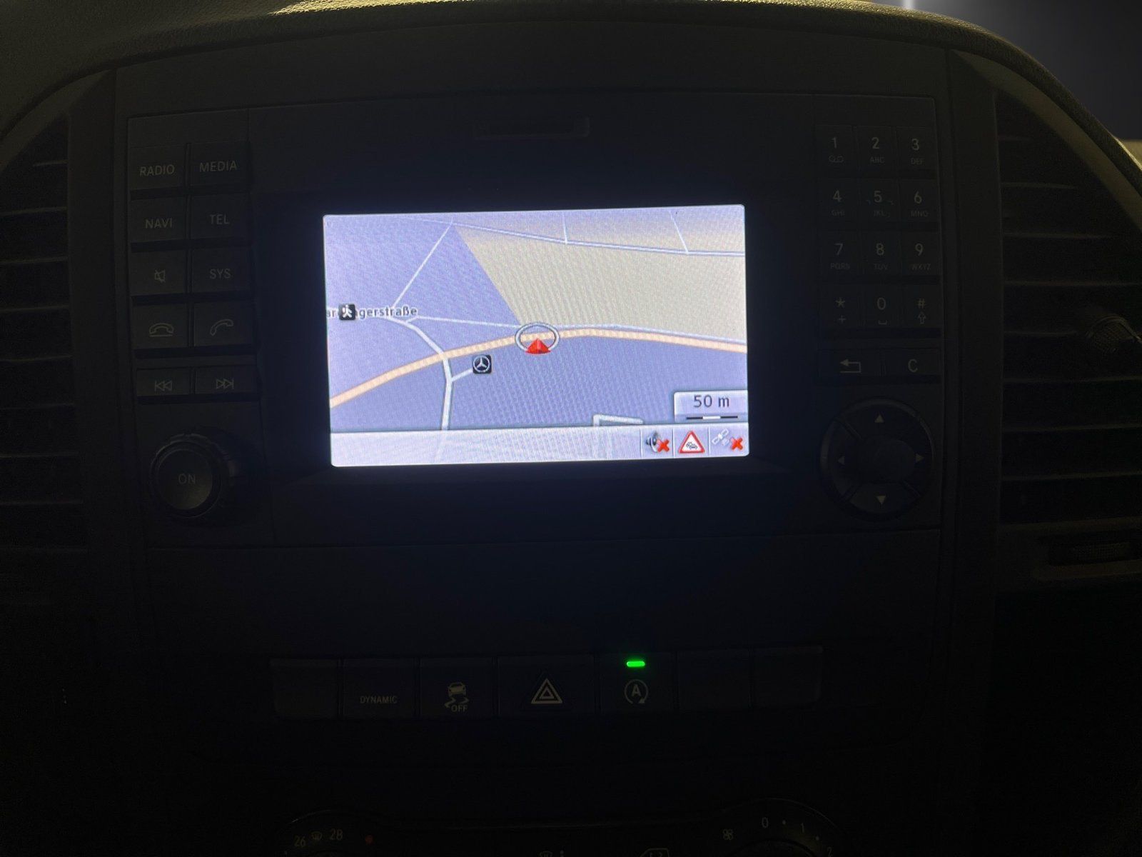 Fahrzeugabbildung Mercedes-Benz Vito 114 CDI Tourer PRO Extralang*AHK*Navi*SHZ*