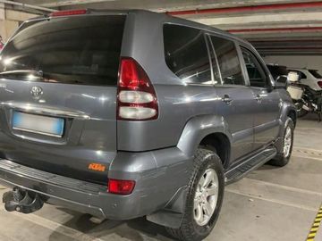 Toyota Land Cruiser - 9