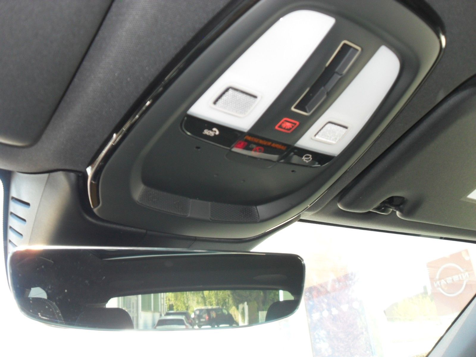 Fahrzeugabbildung Volvo XC 60 B5 Plus Black Edition AWD | Luftfederung