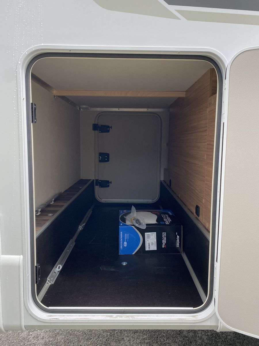 Fahrzeugabbildung Weinsberg CaraHome 650 DG Lithium, Markise, DuoC, Navi uvm