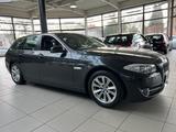 BMW 520d Touring*AHK*Teilleder*Alu*M-Fahrwerk*uvm. - BMW 5er Reihe in Essen