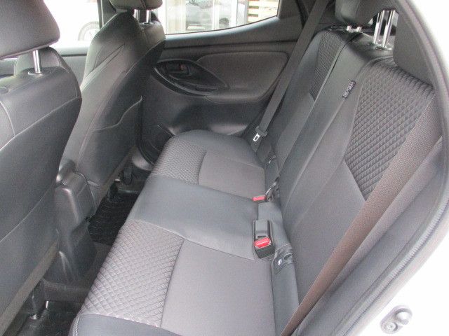 Fahrzeugabbildung Toyota Yaris Hybrid Style