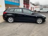 Hyundai i30 cw 1.6 CRDI Xenon SHZ AHK Klima Kamera - Hyundai aus 2014