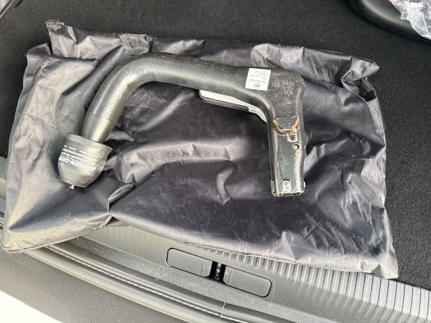 Fahrzeugabbildung Peugeot 2008 e- GT Pack El. Panodach Navi Leder Massages