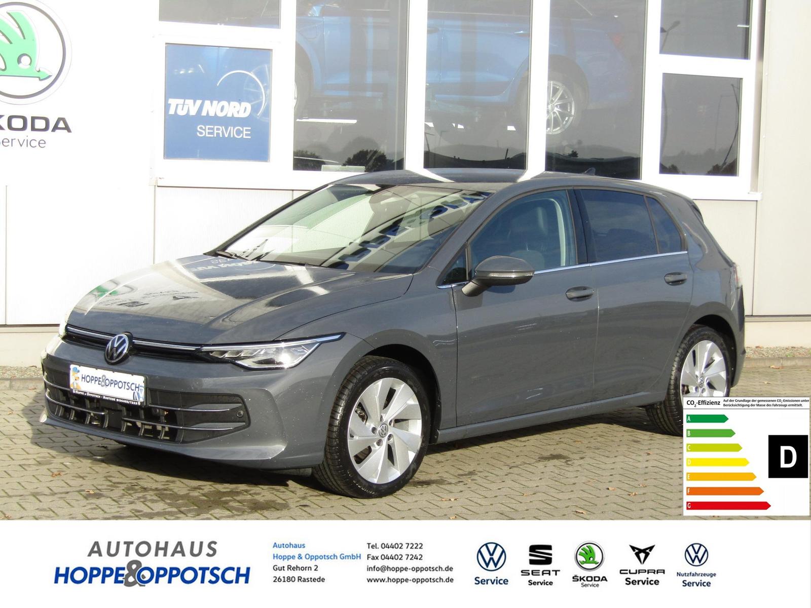 Volkswagen Golf VIII 1.5 eTSI Style DSG AHK Navi RFK LED