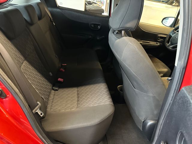 Toyota Yaris 1,33-l-Dual-VVT-i Life