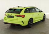 Skoda Octavia Combi RS 2.0 TSI DSG, AHK, Navi, Matrix, - Skoda Octavia: Grün, RS
