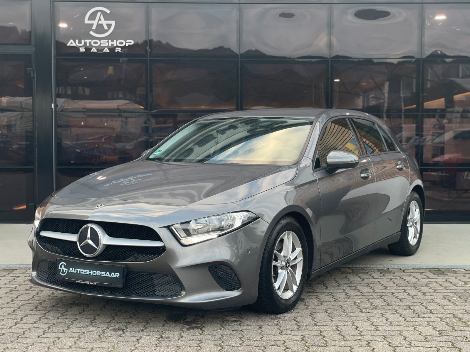 MERCEDES-BENZ A 160