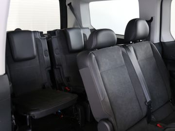 Volkswagen Caddy Maxi 2.0TDI DSG STYLE LED NAVI STANDHZ AHK