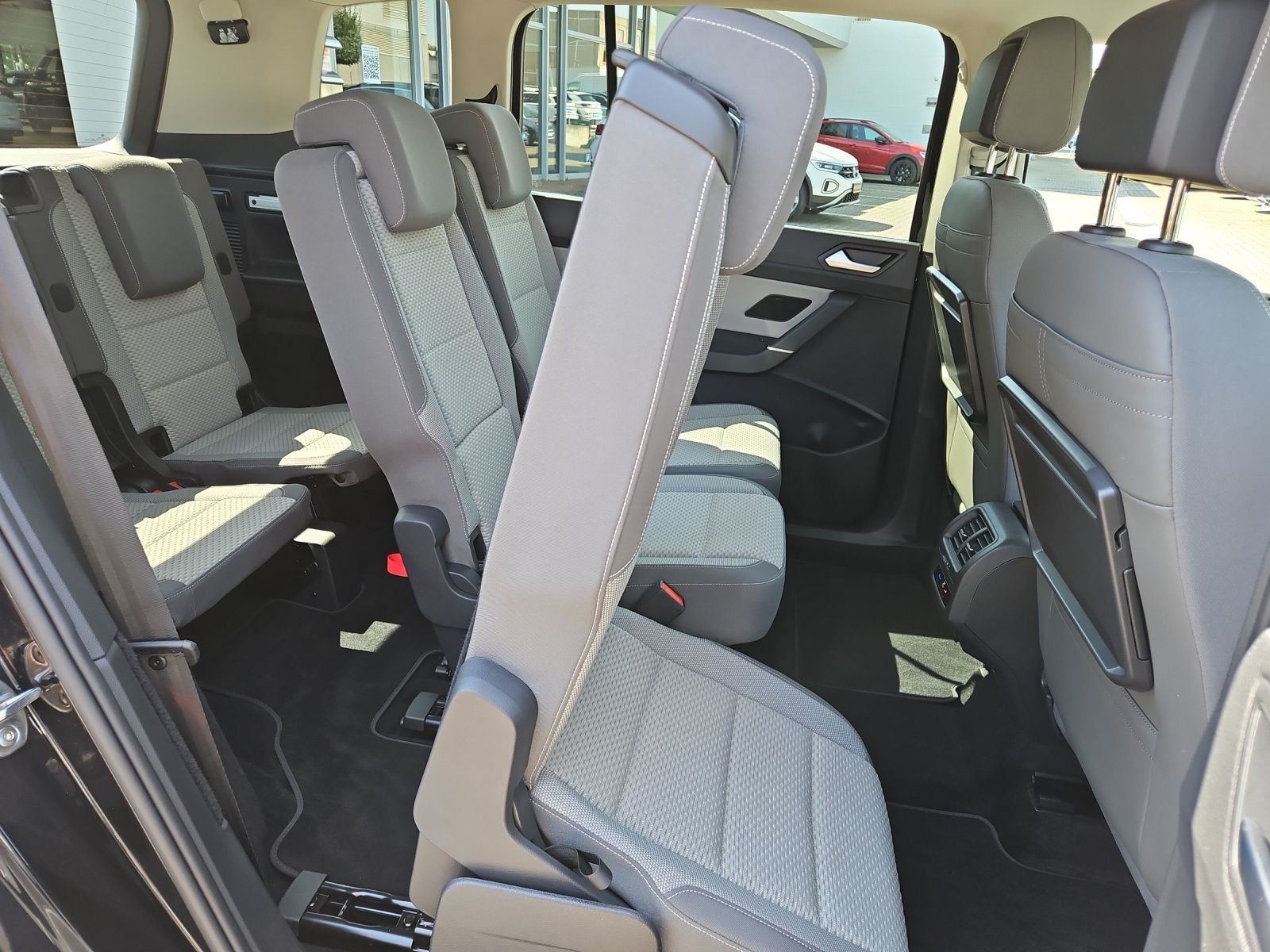 Volkswagen Touran - Bild 19